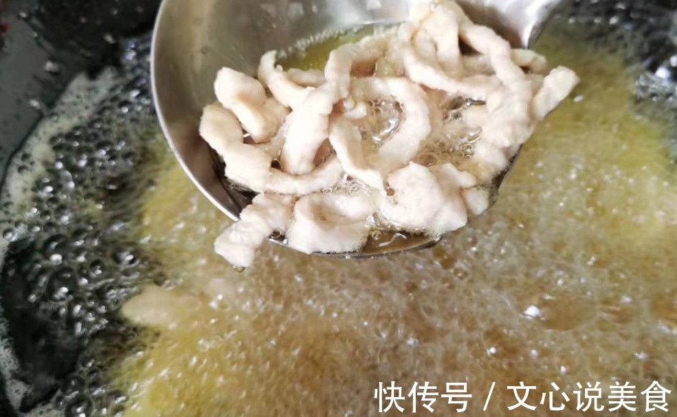 榨菜炒肉丝的经典做法,色香味俱全,这就是干饭人的下饭菜!