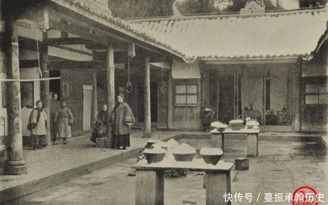 老照片|晚清珍贵老照片穷人住草棚,土豪有大院子