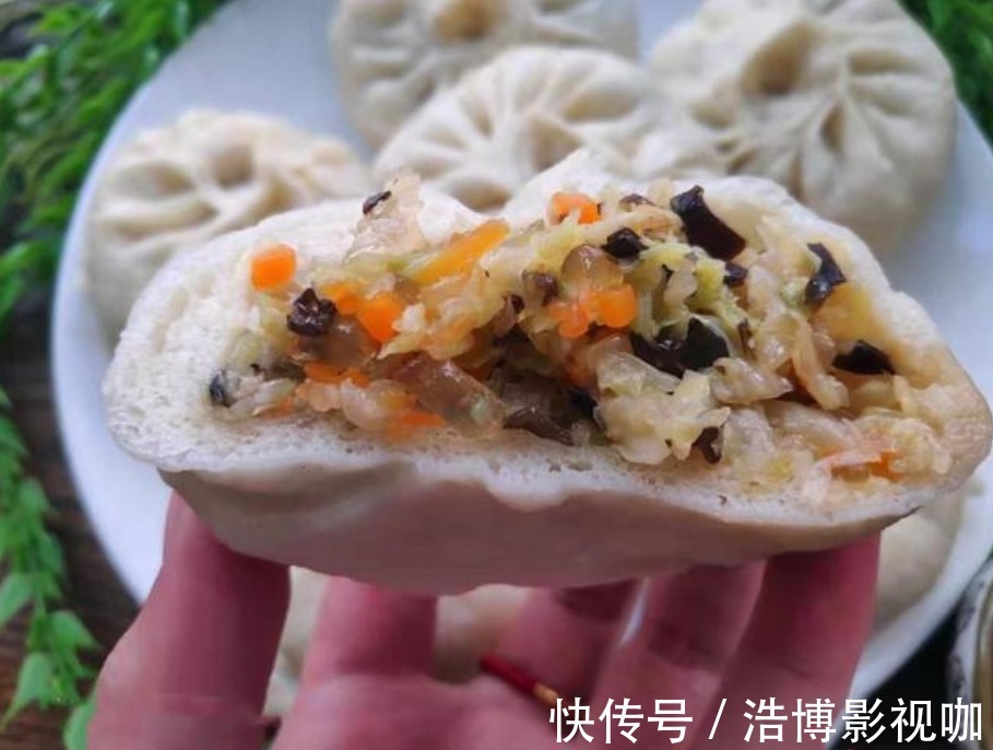 营养物质|爸做的素包子,皮包馅香,一口气能吃8个,今天教你详细做法