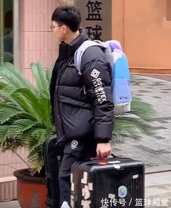刘权标|广东发兵长春!球霸随队,小胡东西最多,威姆斯圈粉,周鹏很伤感