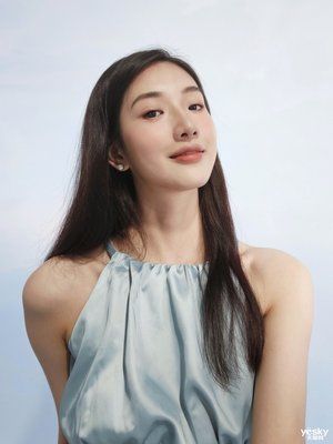 reno|OPPO Reno6系列首发搭载 AI 焕采美妆视频功能，让你Get Bobbi Brown同款妆容