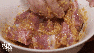 吃腻了糖醋排骨!一腌一蒸,香到邻居来敲门!