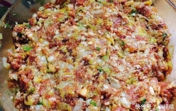 饺子馅最怕的1种调料，10个人有9人放了，难怪饺子不香味还重