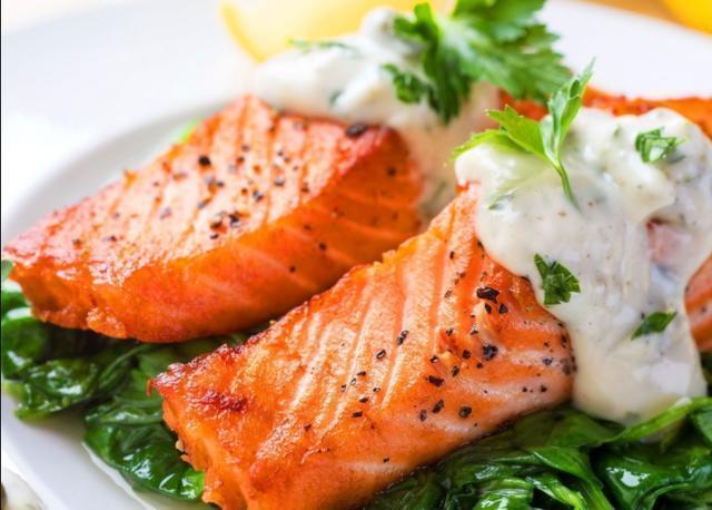 河虾|年过50岁会“断崖式”衰老?提醒:5种食物可以多吃,越老越要补