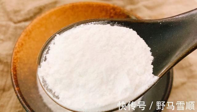面食|酵母粉和泡打粉、小苏打有什么区别牢记这三点，你也能成为大厨