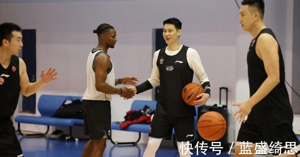 上海|CBA第二阶段群雄逐鹿!两支青年军超级崛起,北京上海外援太强!