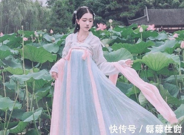 公众场合|洛丽塔、JK、汉服层出不穷,慢慢侵蚀我们的生活,应怎么杜绝