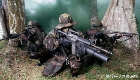 贝尔格里尔斯 “贝爷”跟“德爷”谁更厉害?你看他们服役的部队是哪一支?