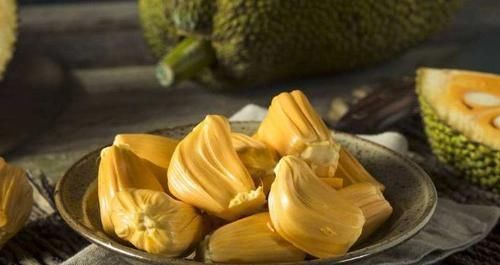 女人不管多节省,3种“黄金菜”要多食!排毒素去湿气,淡斑除皱