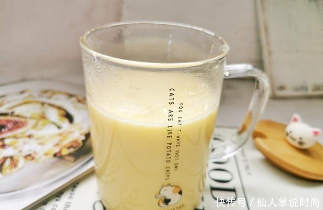  做法|外面卖的玉米汁为什么好喝原来只加清水还不够，分享正确做法