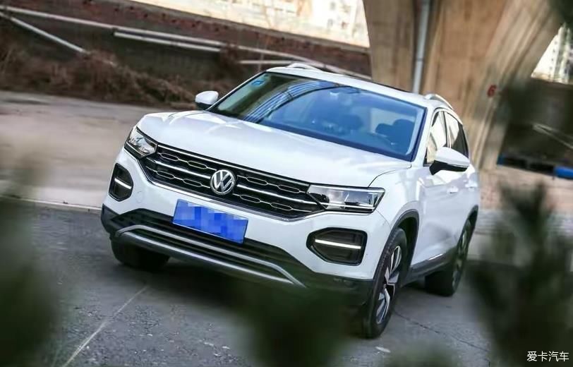 老年|走进富有年味的周庄