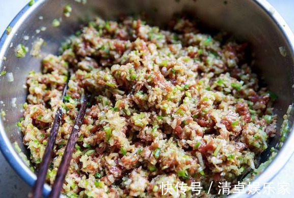 包萝卜饺子，切记这两样不能放，很多人做错，难怪味道怪，不好吃