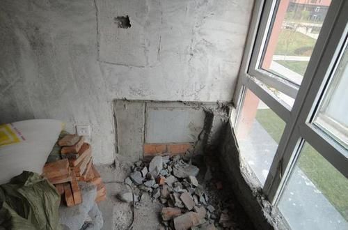 房子|为什么有钱人都要把飘窗拆了一问老师傅,真懊悔我家没早点听说