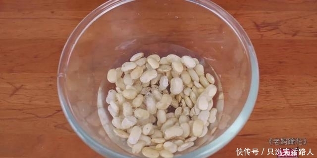 做法|经典“老妈蹄花”的家常做法,老少皆宜汤鲜肉美,吃起来超过瘾