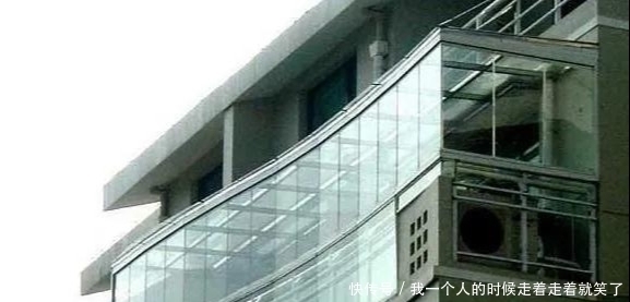 边框|封阳台不要再用铝合金窗了,现在流行用它代替,看完想回家重装