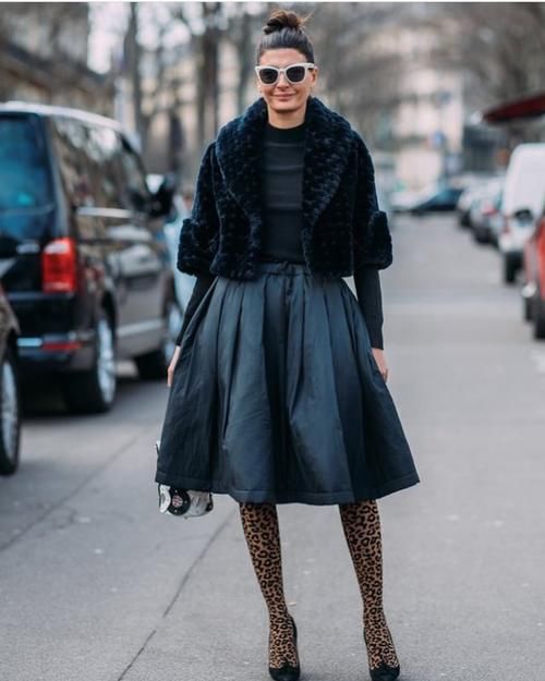 春天要选的第一件衣服，不妨从外套入手，20款街拍单品很精彩