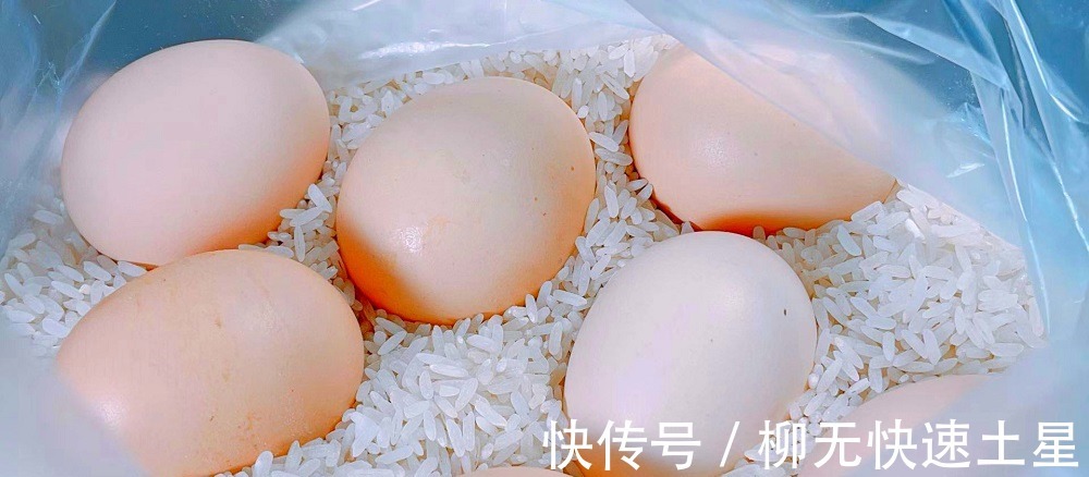 详细到啰嗦的流心荷包蛋做法，做出来又圆又嫩，一起来学做吧！