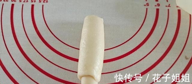 蛋黄酥|自制蛋黄酥的做法,层层酥脆口感好,中秋节送亲友有面子!