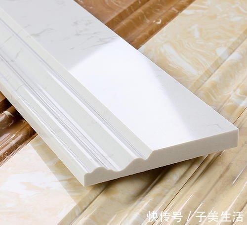 家居|家里装修用哪种材料的踢脚线好?听老师傅的话,才知我家挑错了