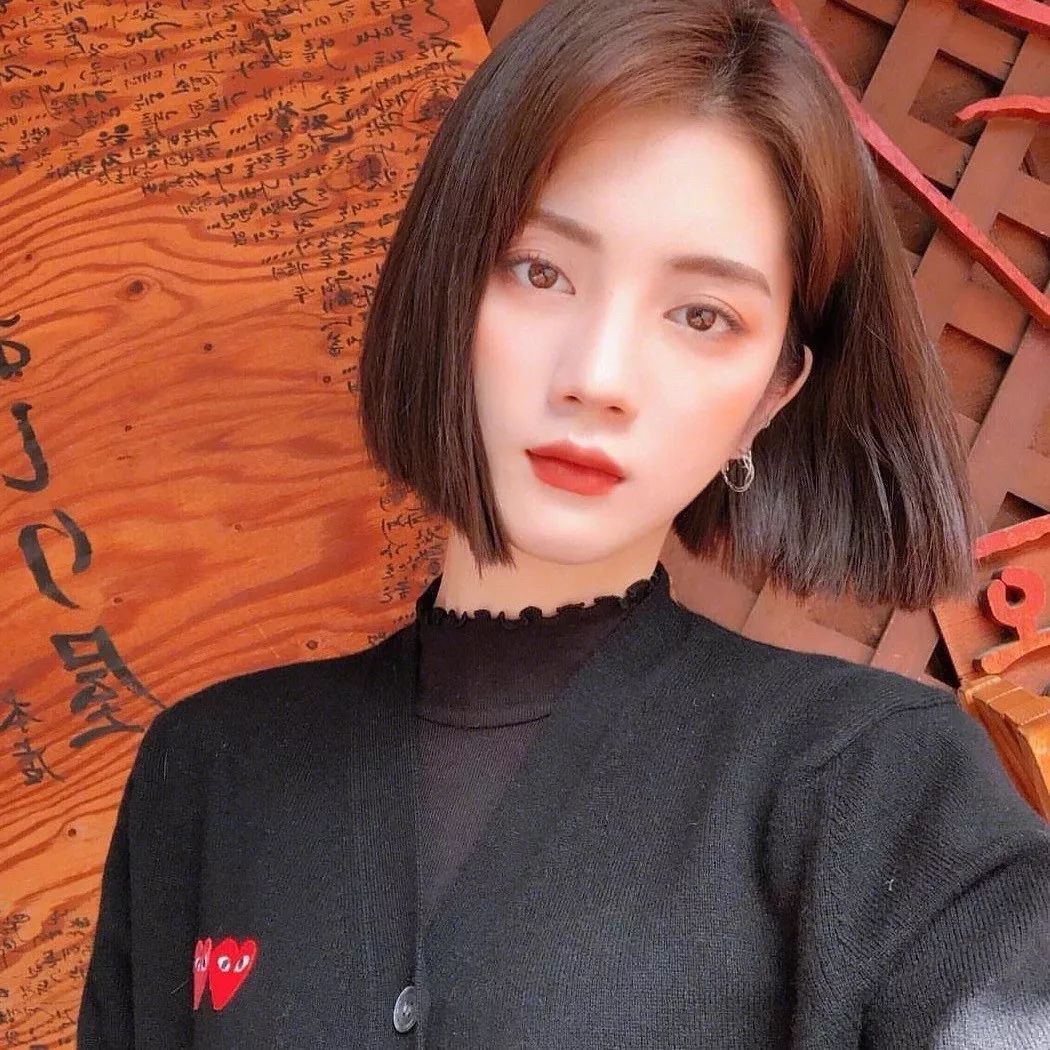 好看|短发“一刀切”,不打理也好看