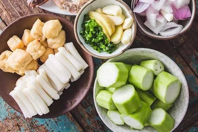 梭子蟹|天气闷热最馋这一碗!煮一煮就鲜上天,晚餐吃它也太实惠了吧