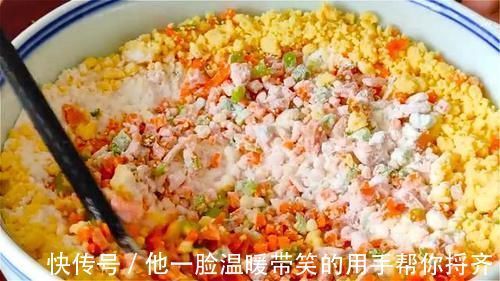 胡萝卜|家里有面粉试试这样做,比馅饼简单,比包子好吃,我家一周做3次