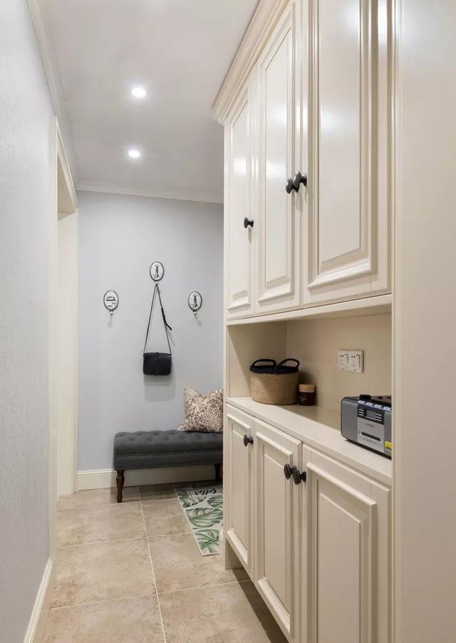 玄关柜|玄关这样设计,1㎡能当5㎡用,每天进门都会被美到!