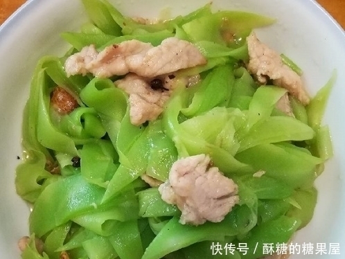 莴笋汁|此菜是个宝,小孩常吃,眼睛明亮,大脑聪明,个头也嗖嗖的长