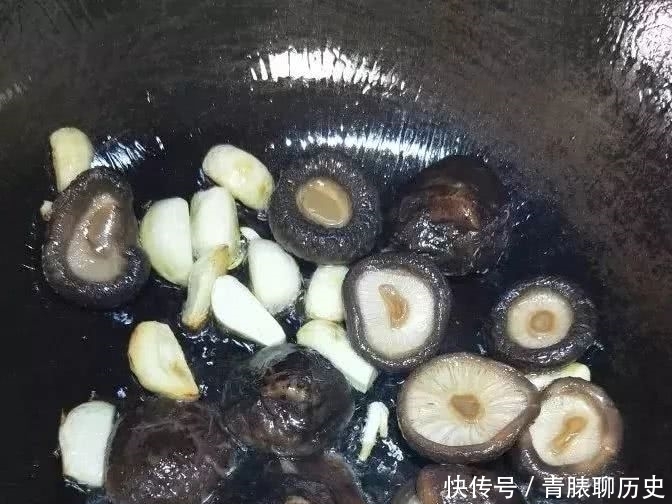 香菇菜心——菜嫩菇滑，比吃肉还过瘾！