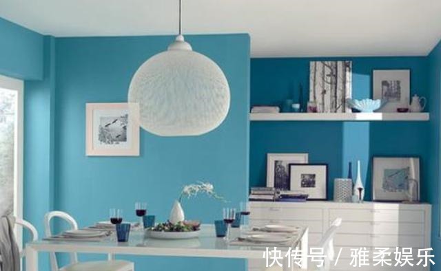 大麻烦|乳胶漆和墙纸,哪个更胜一筹别等装好了再后悔选错了,那就晚了