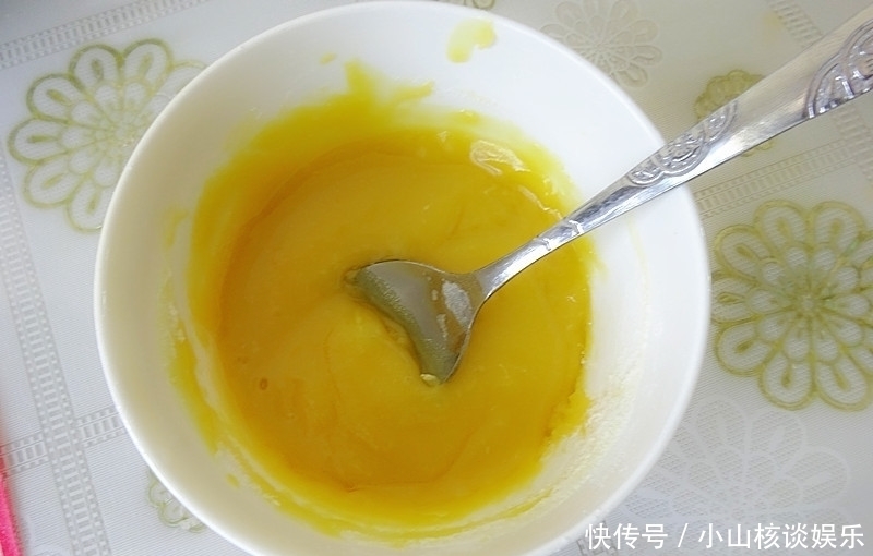 夏天早餐饼这么做,无油烟,香酥又暄松,真好吃,儿子最爱