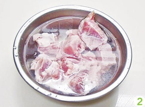 我家的排骨从不红烧，教你懒人新吃法，不用炖不用煮，上桌瞬间光盘