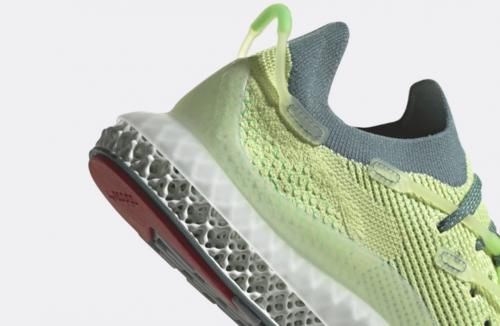 一鞋多穿！严选3 款高颜值“跑鞋”，潮流穿搭和运动一次搞定！