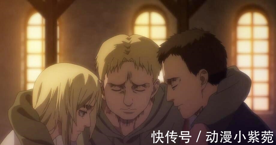 莱纳|进击的巨人:破坏墙壁难度有多大?女巨累到昏死,超巨险被吃掉