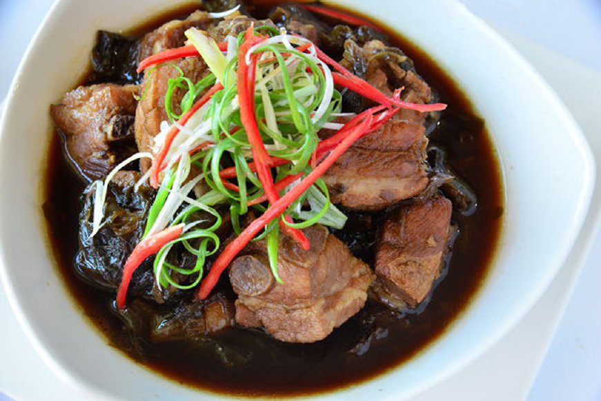 煮排骨时,万万不可直接下锅煮!多加这1步,肉软烂,还柔嫩可人