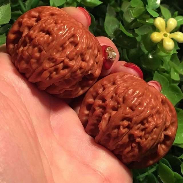 核桃|文玩核桃返油就不能盘?大错特错!这3个理由让你无法拒绝盘玩!