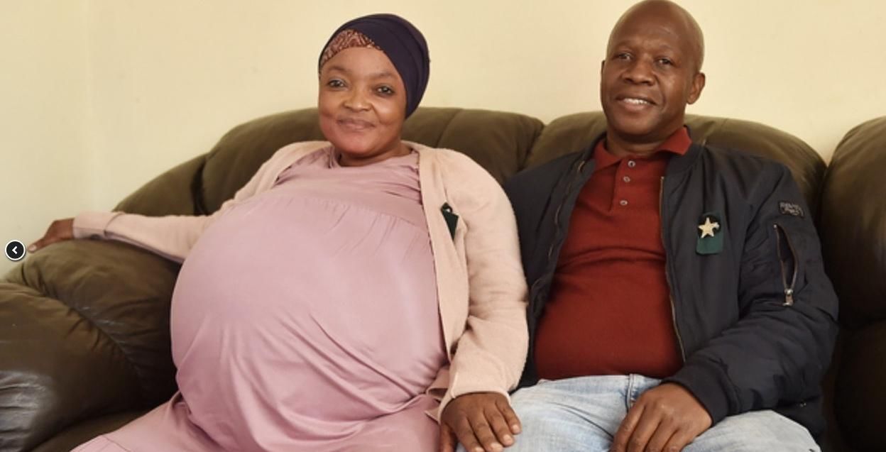 双胞胎|南非三胎妈妈自然怀孕生下十胞胎，7个儿子3个女儿，打破世界纪录