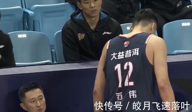 约翰逊|广东男篮险胜青岛,为什么打青岛这么艰难杜锋赛后说了大实话
