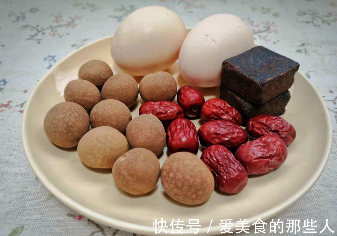 冬天对女人最好的一道汤，益气补血，常喝手脚不冰凉，温暖过寒冬