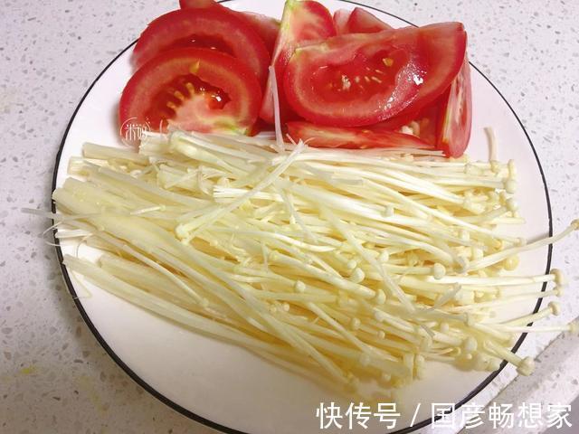 西红柿|秋天干燥最该喝这碗汤，清爽润燥又开胃，营养好吃还不长脂肪