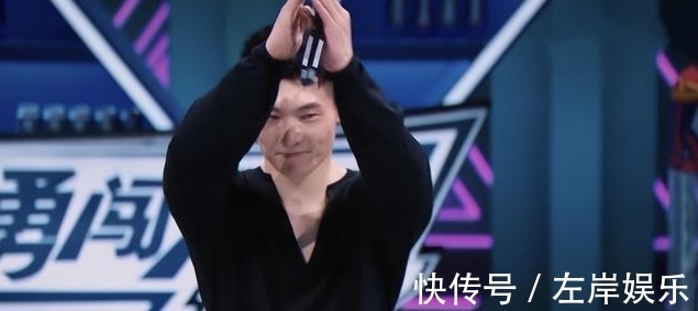 王一博|《街舞4》队长获得额外毛巾，王一博选择叶音亮亮，韩庚选择黄潇