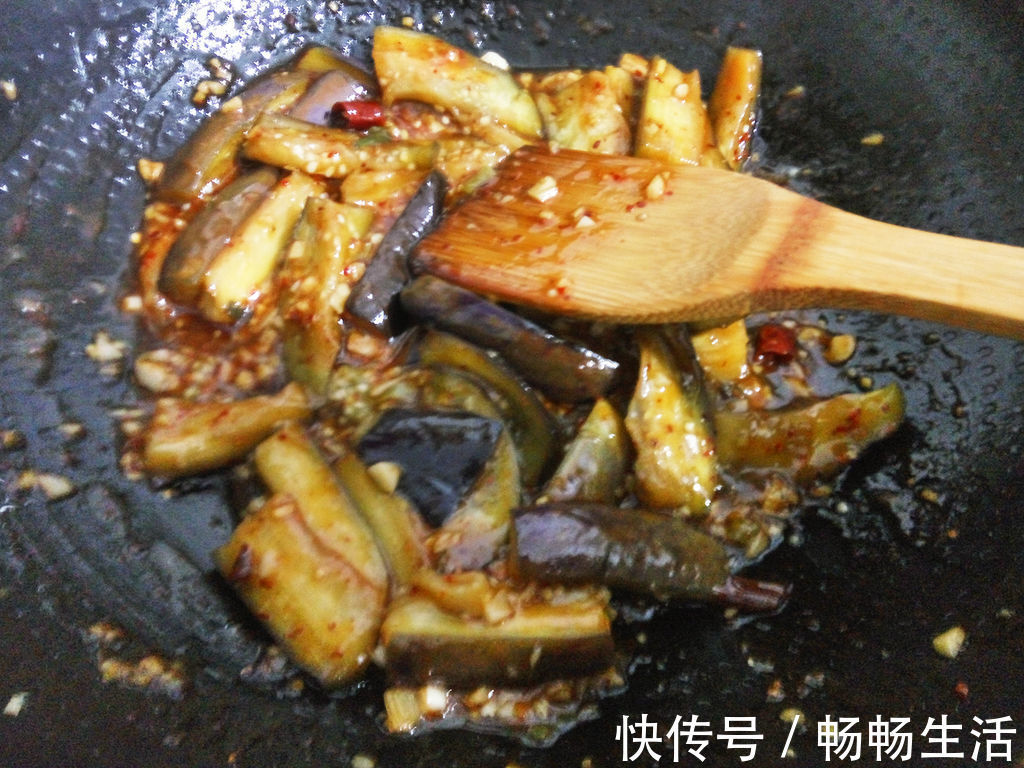 鱼香茄子|下饭菜鱼香茄子的做法,简单好学,营养美味