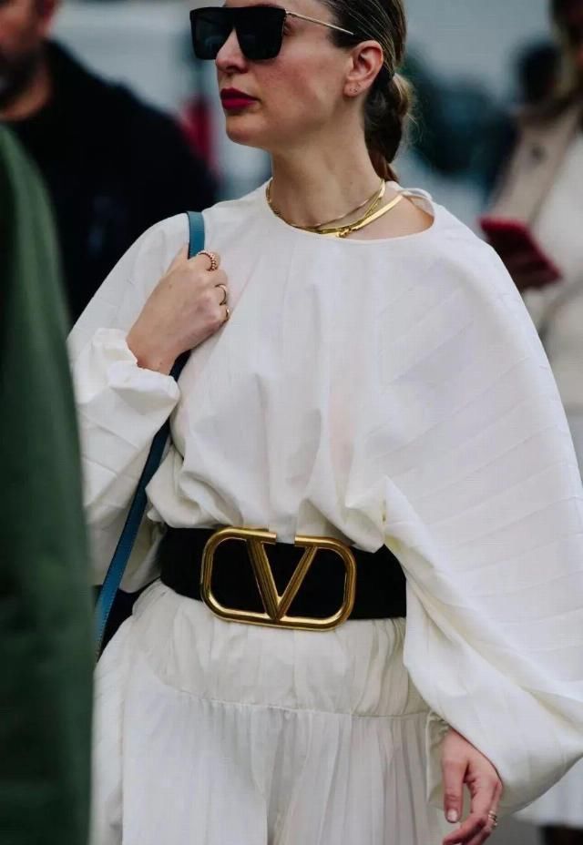 春夏白色系穿搭高级又好看,让你清凉一夏