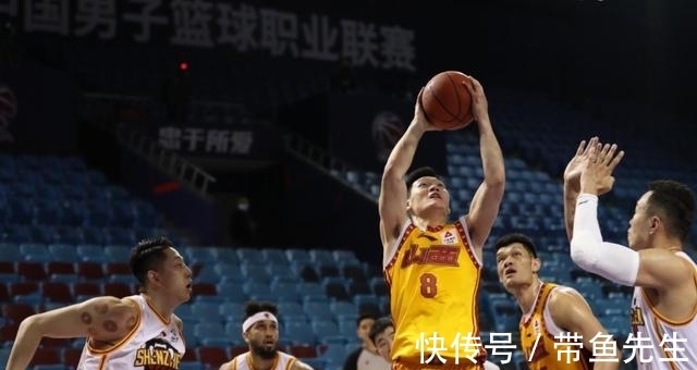 杨学增|就是闹他，山西男篮逆天改命！不服不行，谁还敢说杨学增全靠运气
