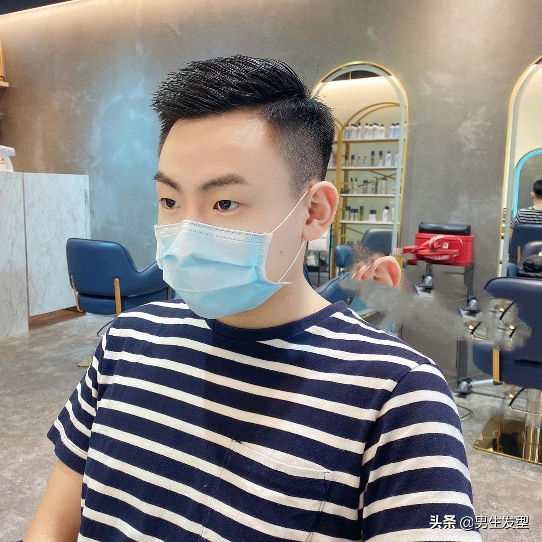 阿北 男生夏季别乱剪发型,这6款造型潮流帅气,千万别错过