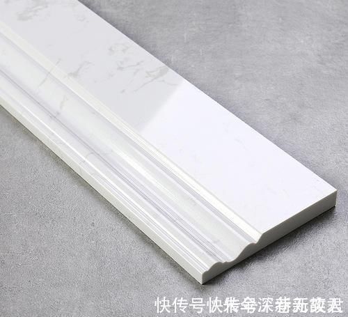墙面|越来越多人家装这种踢脚线,不得不感叹太聪明了,省钱实用又漂亮