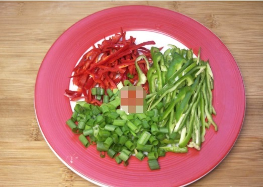 北方人最爱的土豆做法，筋道喷香不油腻，南方人吃了都说好！