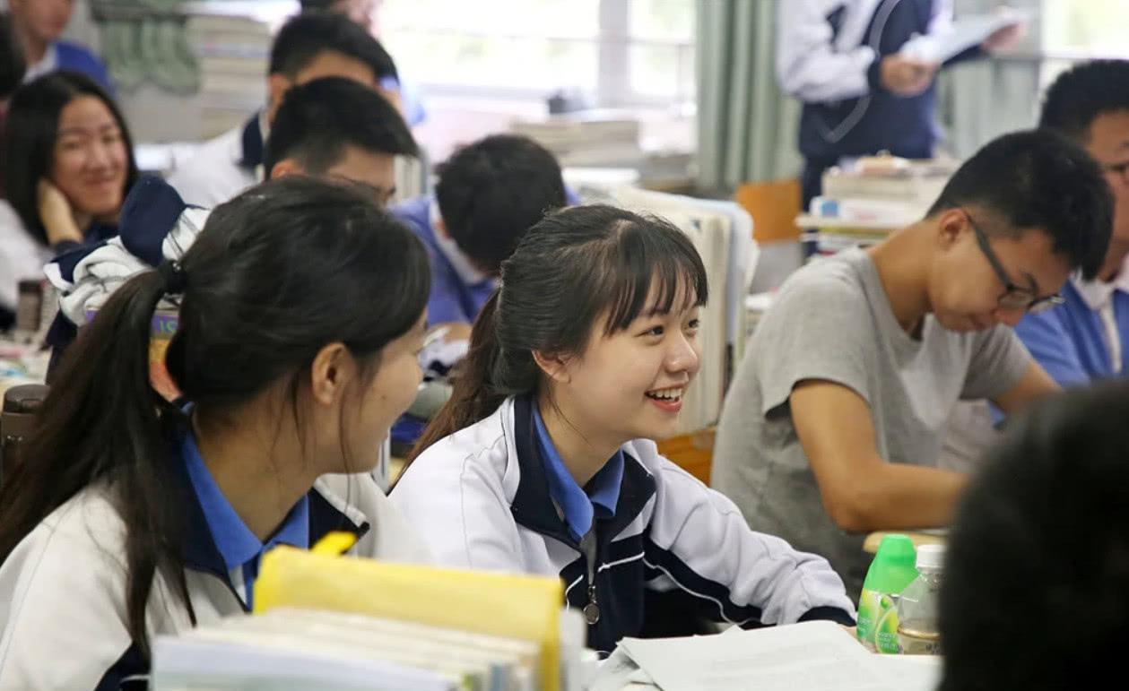 高考的时|学霸与学渣之差在英语，学霸之争在数学，其实最拉分的却是它