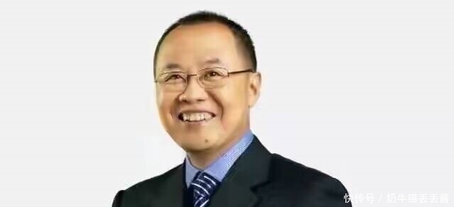 国外市场|穷小子把女装卖给外国人，年入700亿，闷声赚大钱，硬刚亚马逊！