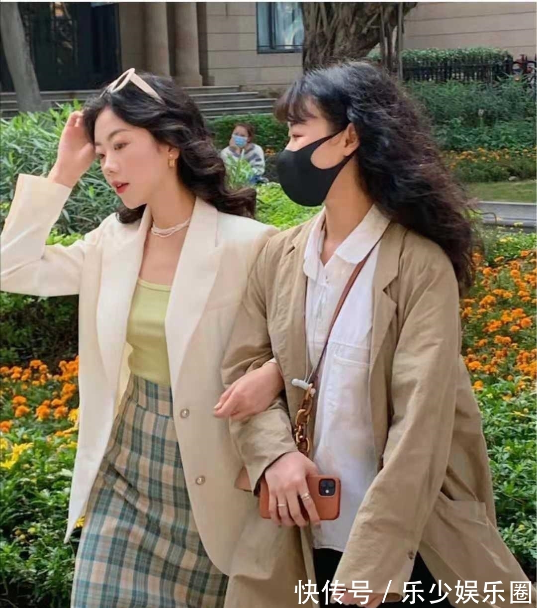 搭配|格子半身裙搭配什么上衣好看